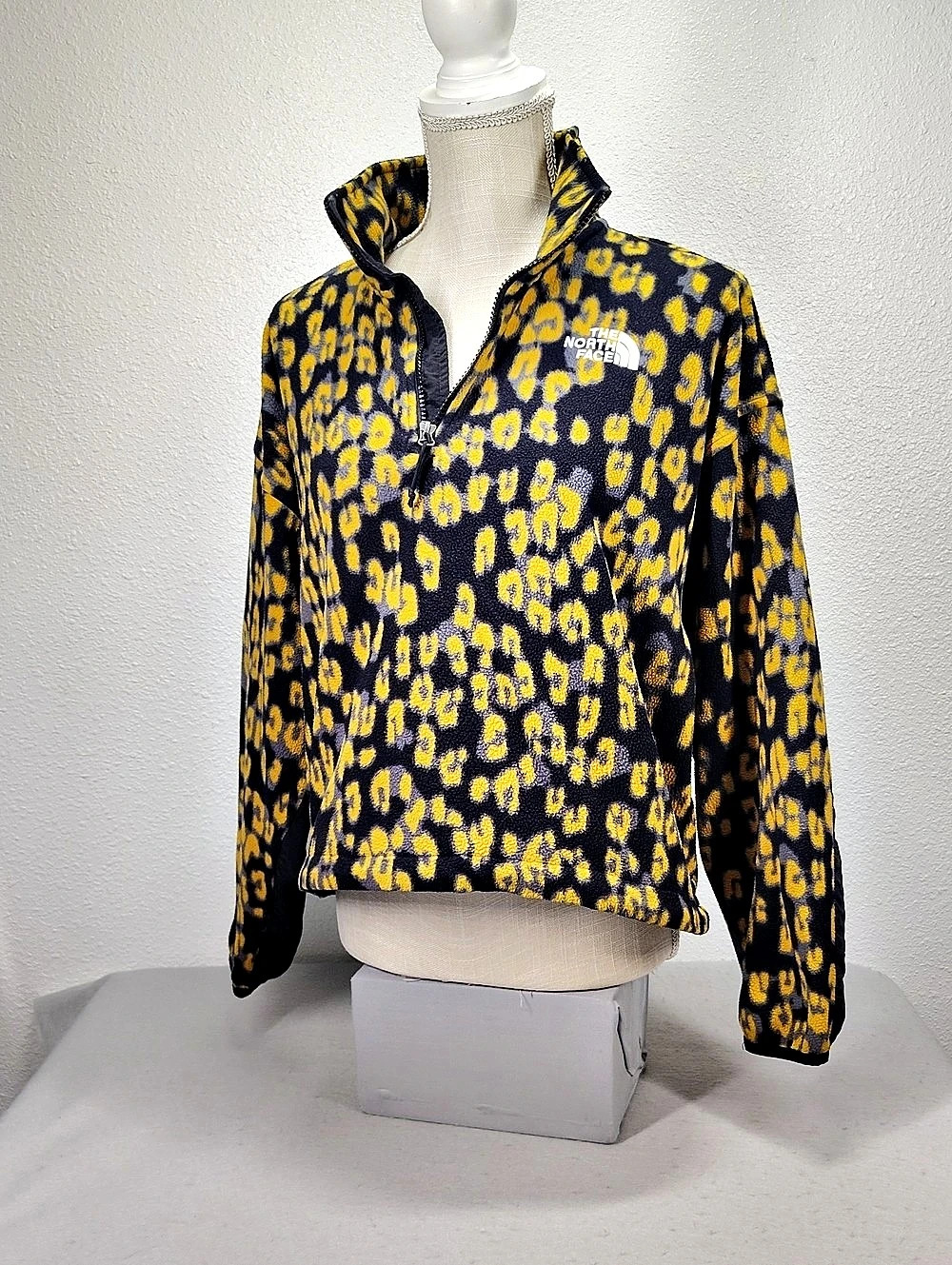 The North Face '94 Rage Fleece Pullover Leopard Print Women's Size Medium